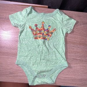 🍄3 for $10🍄 Well Worn Crown Onesie